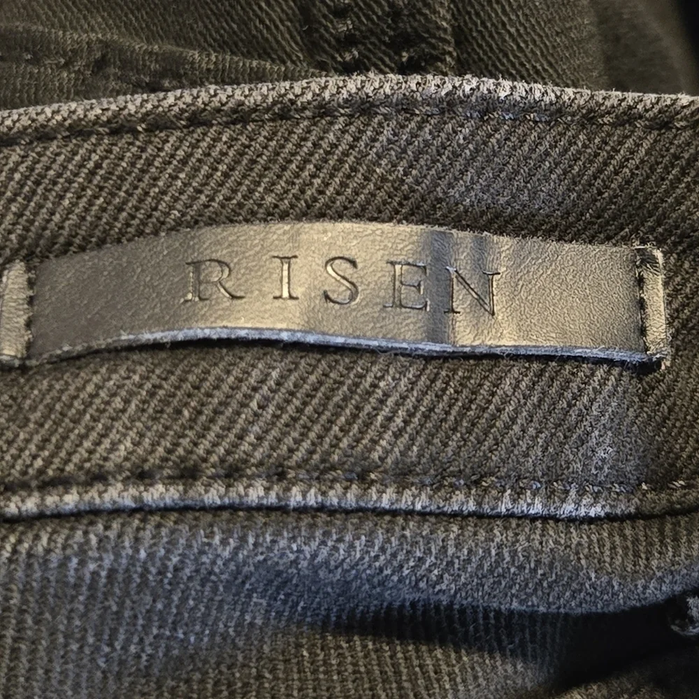 RISEN Womens Black Distressed Straight Leg Crop Ankle Denim Jeans Size 32